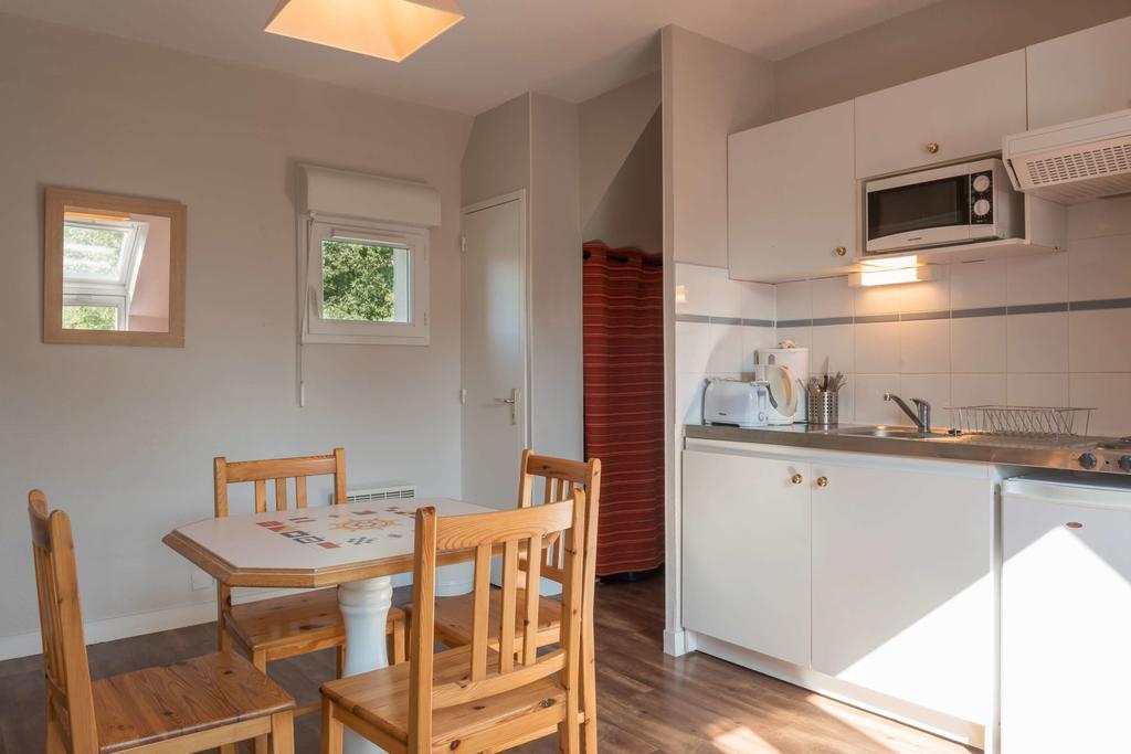 Appartements Les Ormes Epiniac Екстер'єр фото