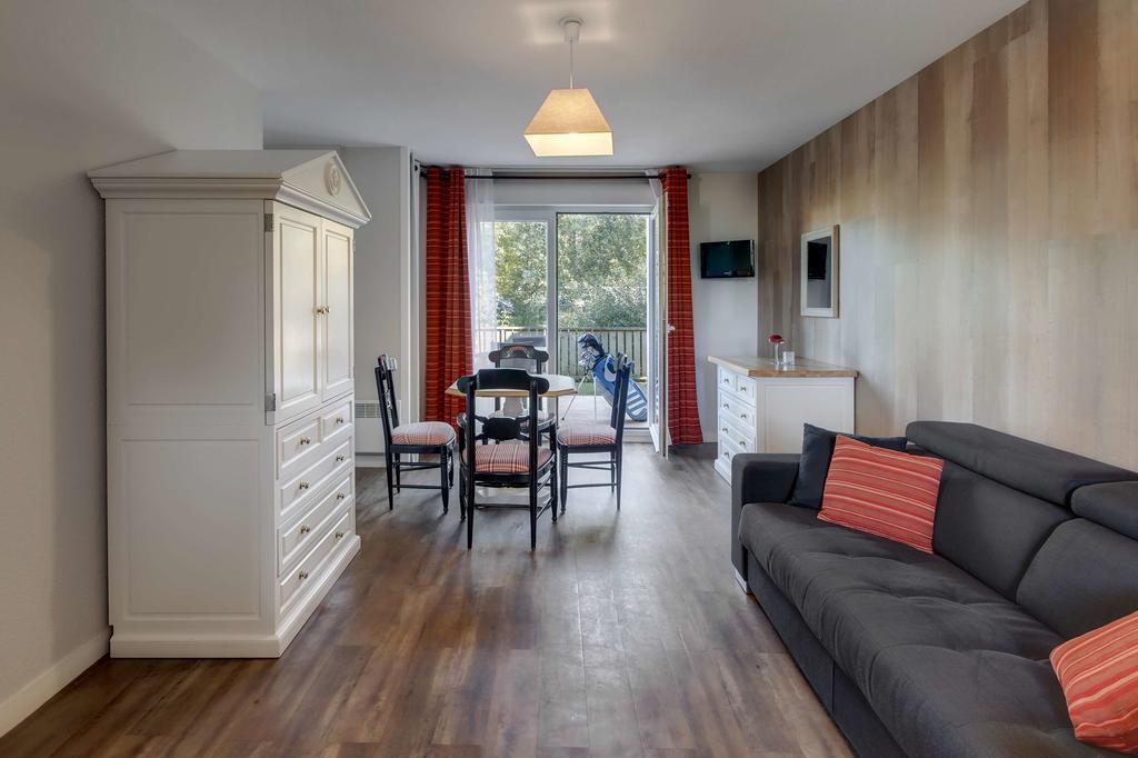 Appartements Les Ormes Epiniac Екстер'єр фото